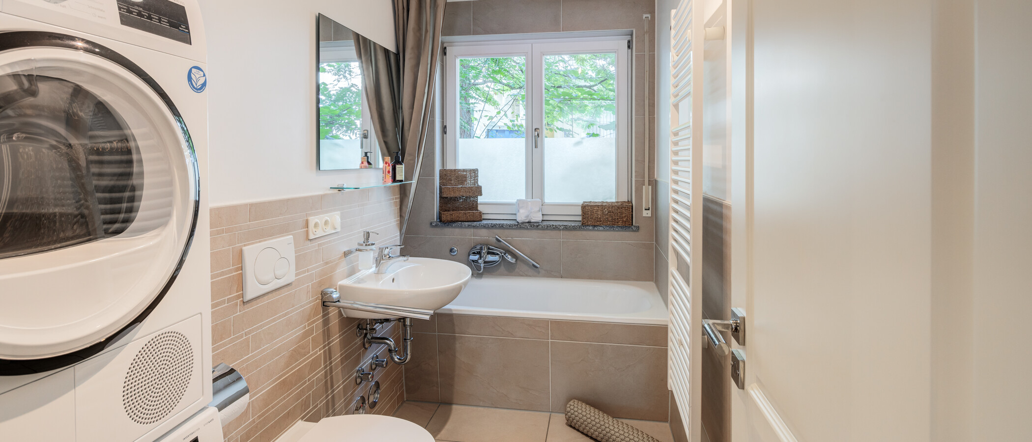 apartment München Haidhausen 01 1. bathroom 5785