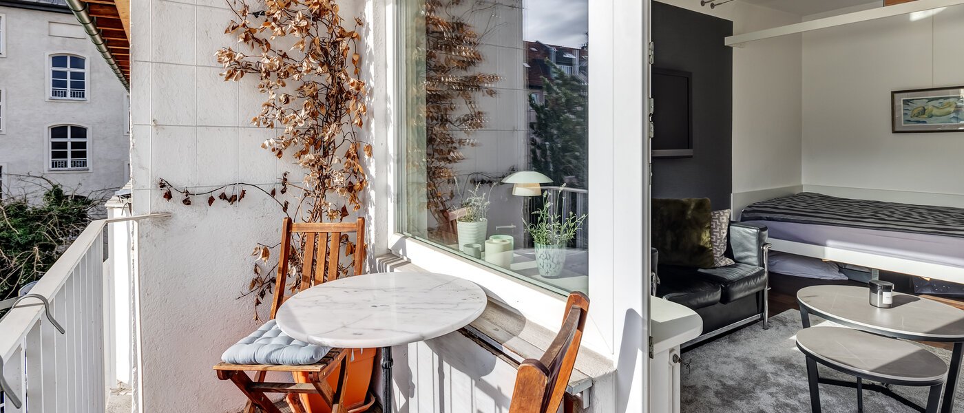 apartment München Glockenbachviertel 01 balcony 5802