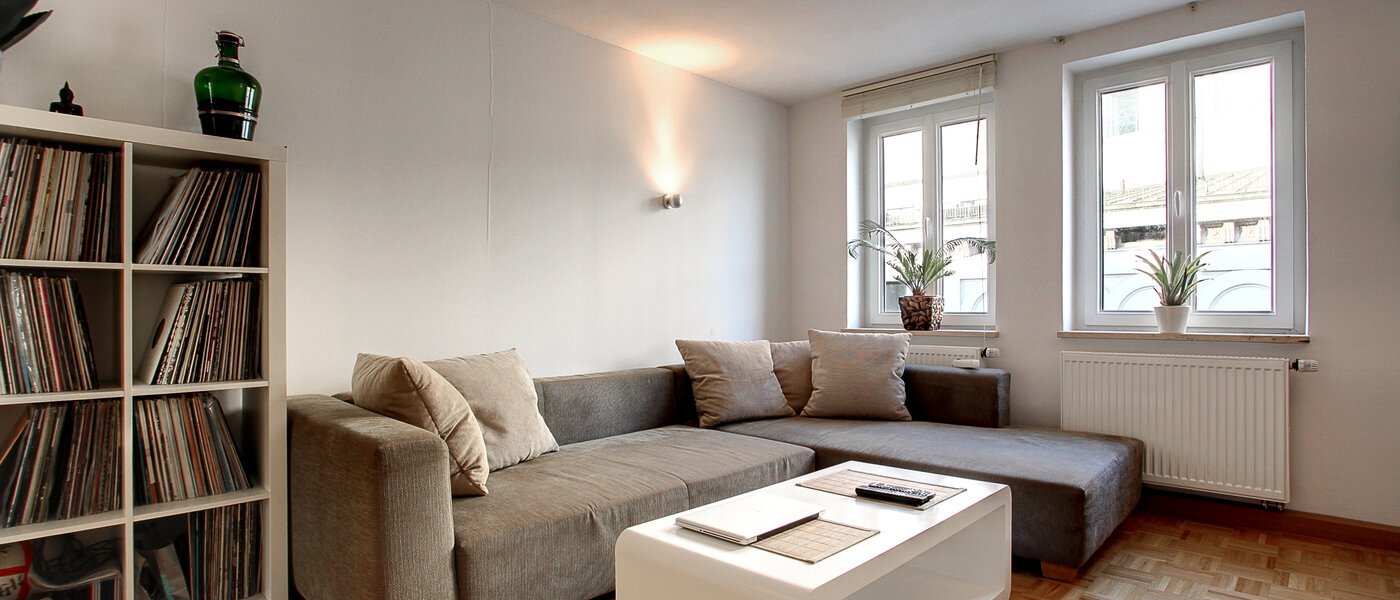 apartment München Gärtnerplatzviertel 01 living room 5803