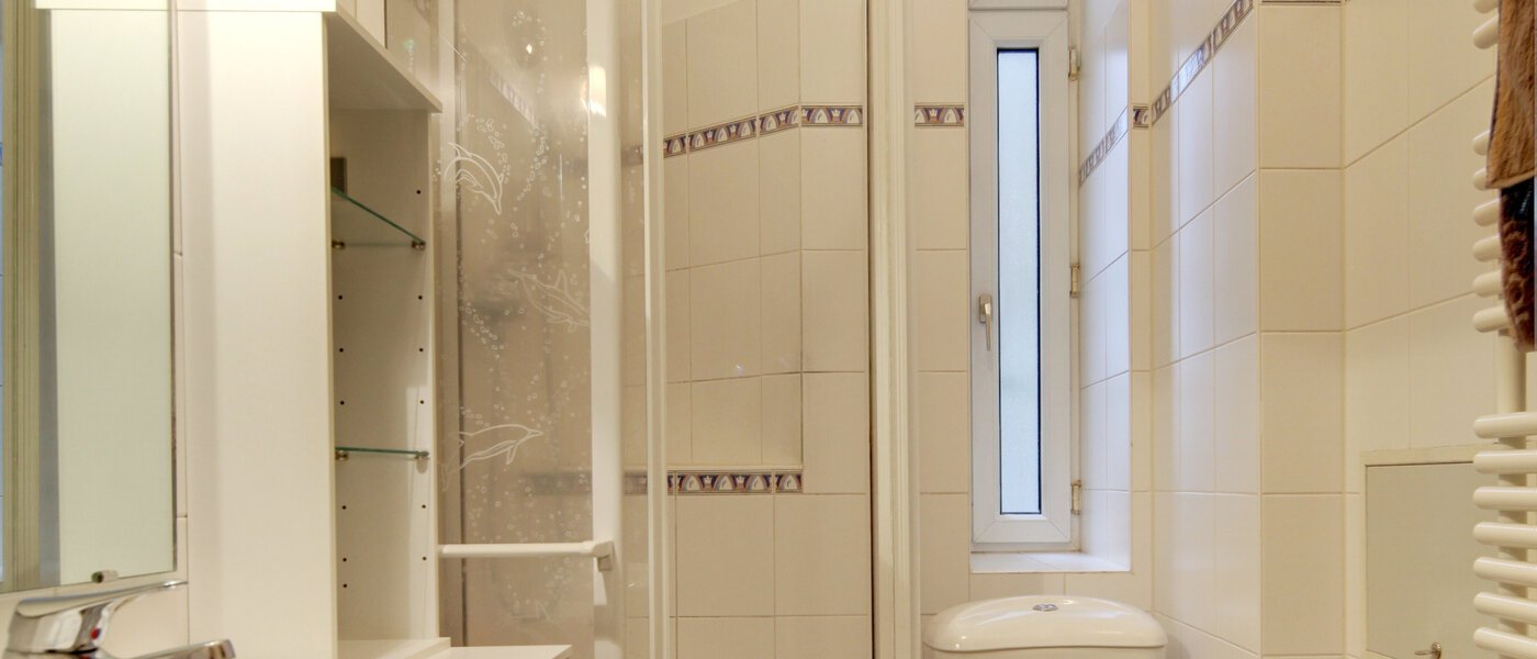 apartment München Isarvorstadt 01 bathroom 5906