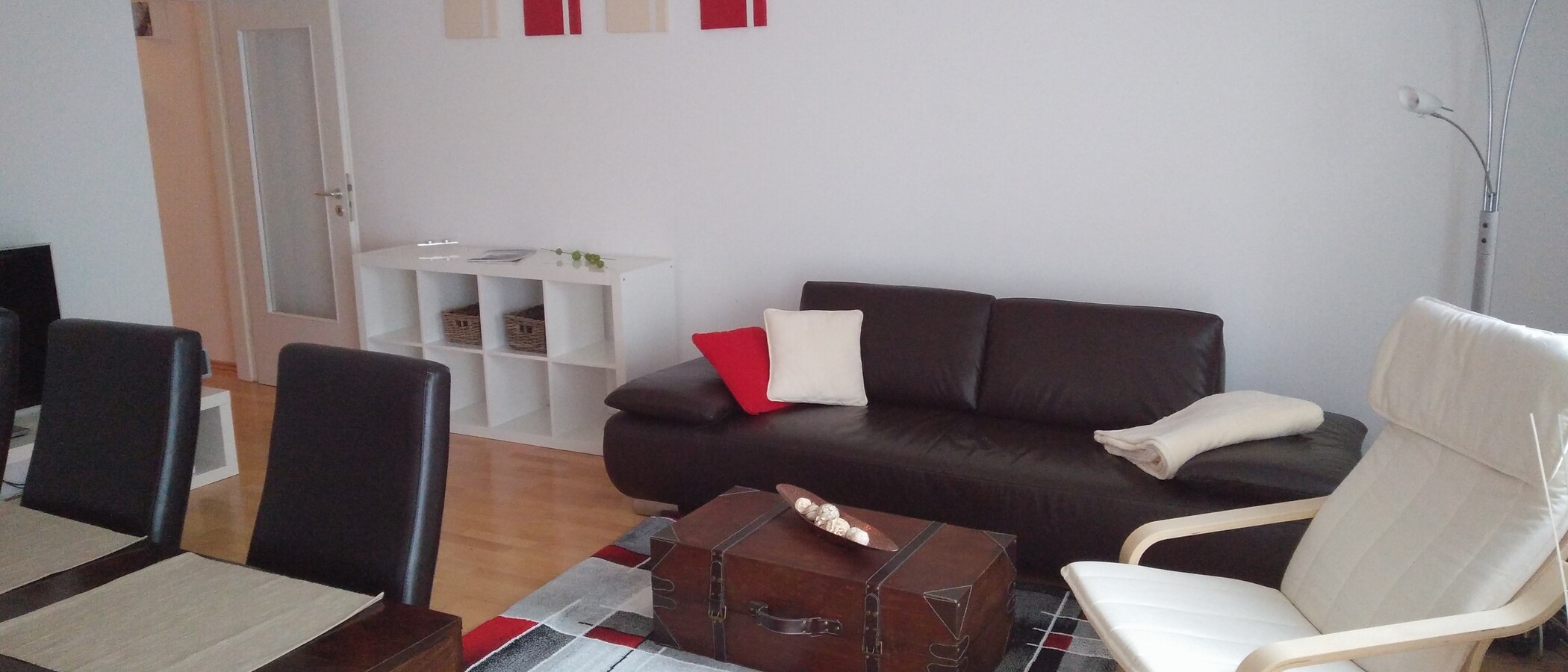apartment München Sendling-Westpark 04 living room 5910