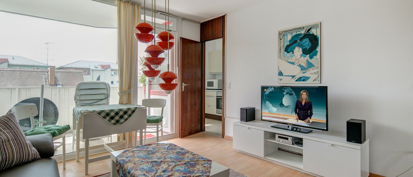 apartment München Sendling-Westpark 02 living room 5931