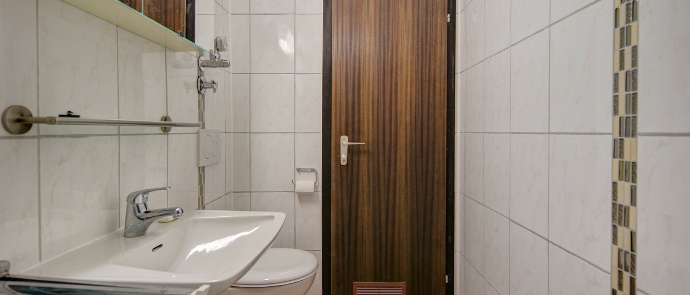 apartment München Sendling-Westpark 04 bathroom 5931