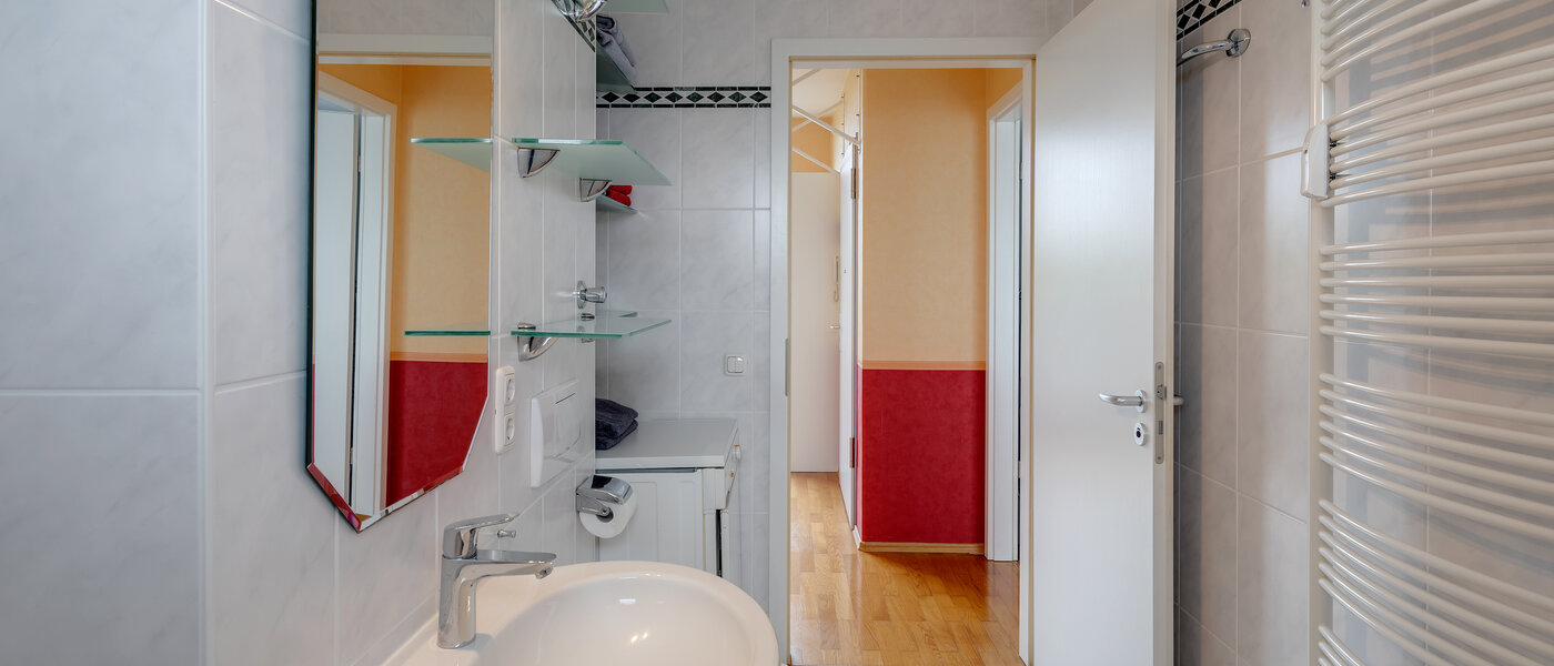 roof terrace apartment München Sendling-Westpark 02 bathroom 5946