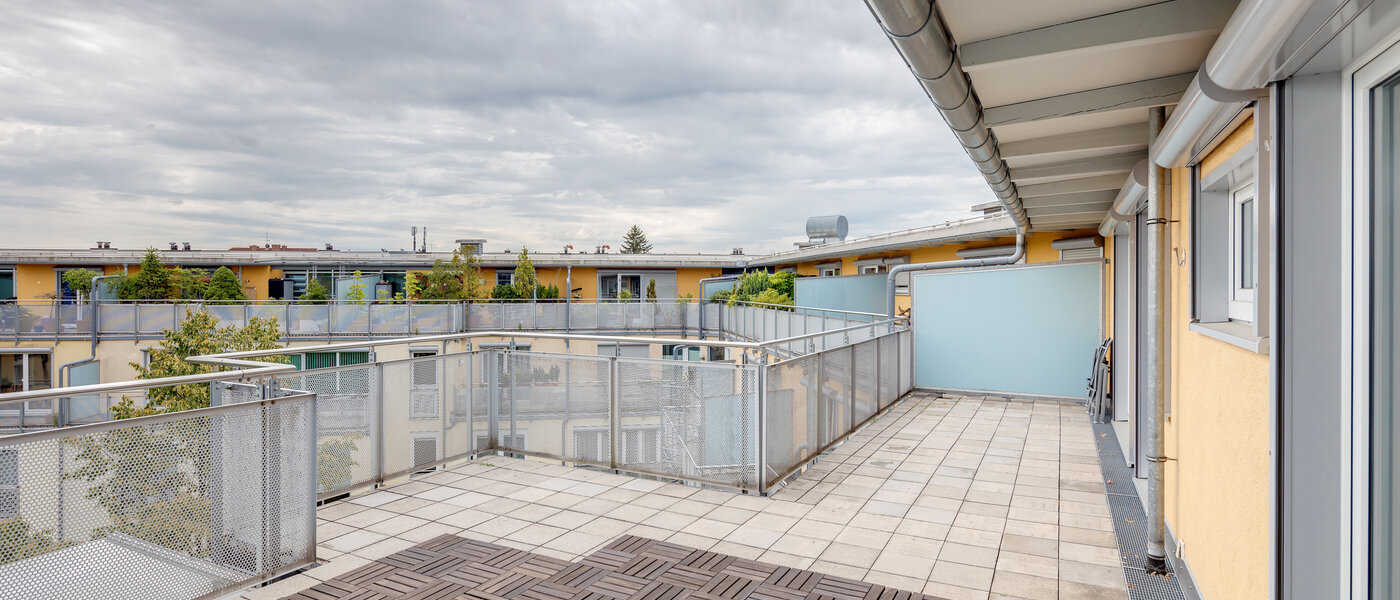 roof terrace apartment München Sendling-Westpark 02 2. roof terrace 5946