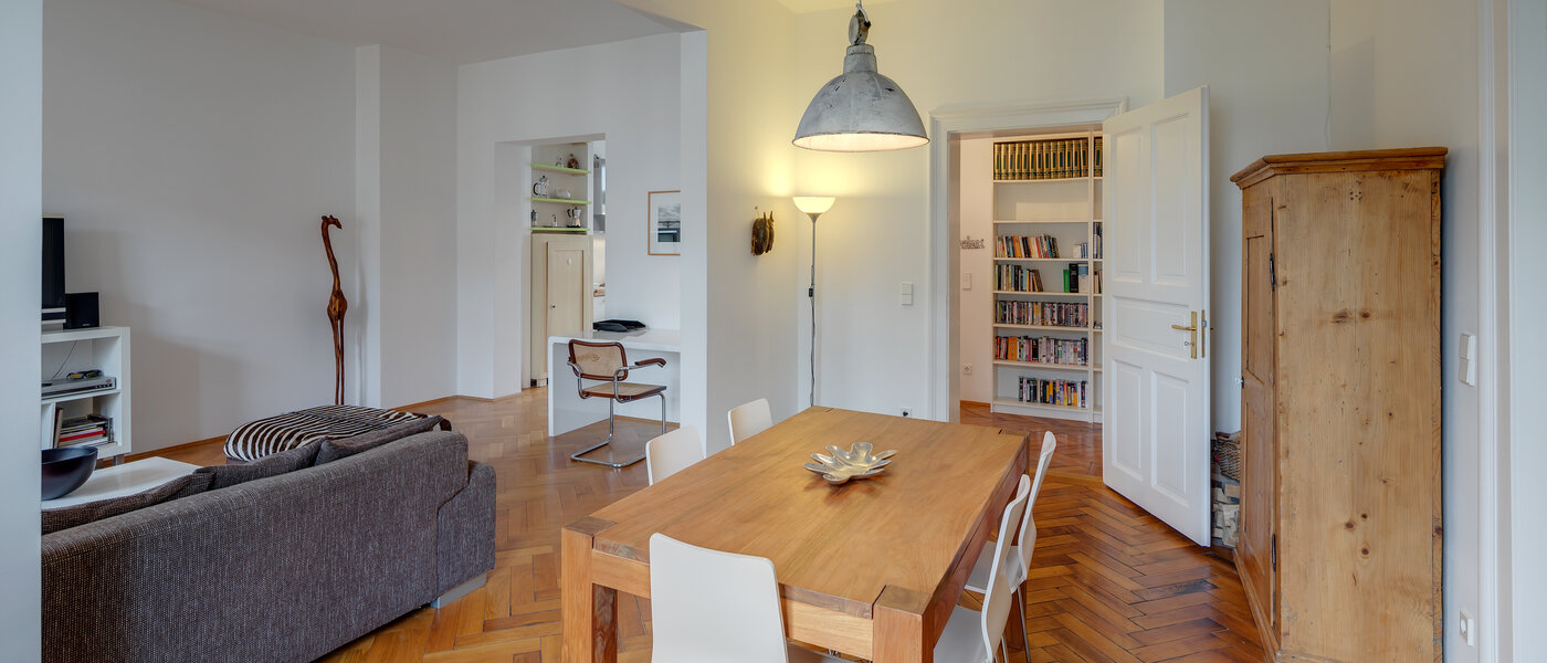 apartment München Isarvorstadt 02 dining area 5949