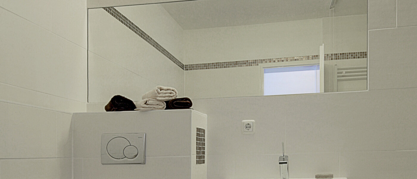 apartment München Moosach 01 bathroom 5951