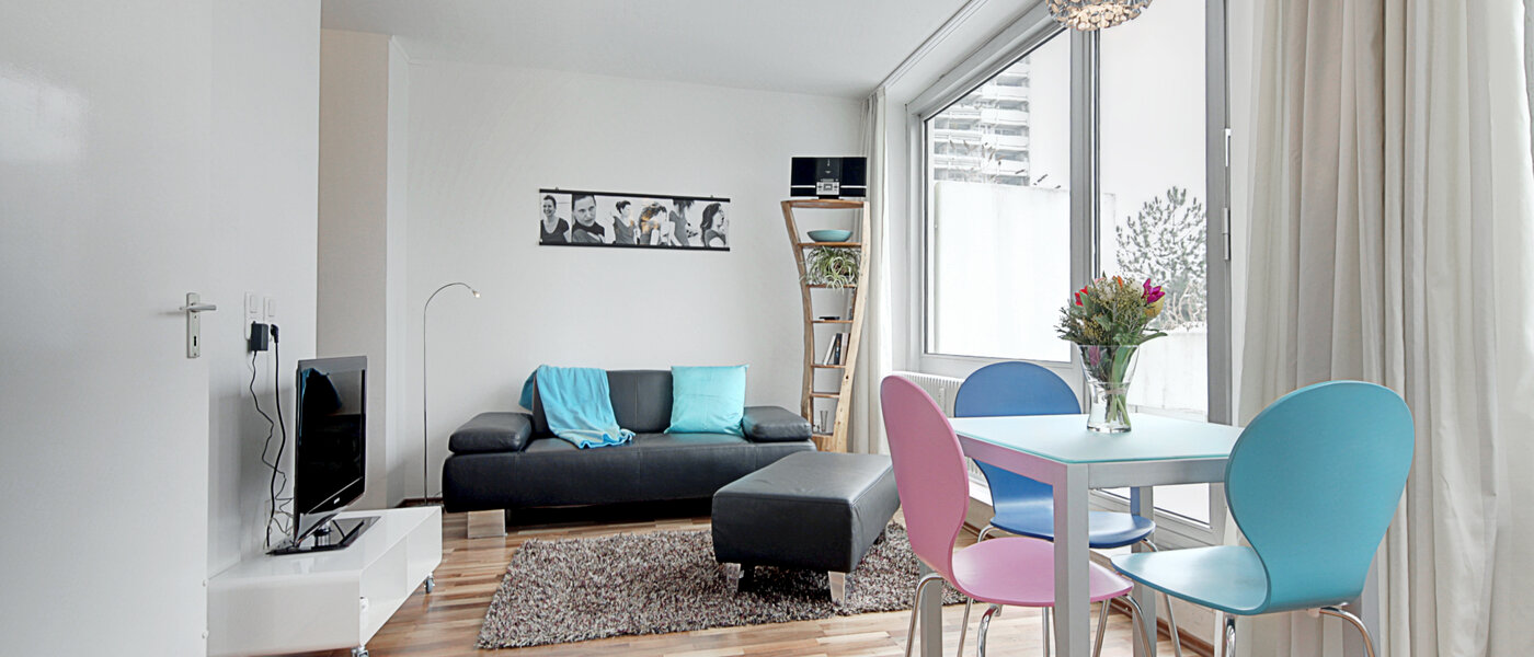 apartment München Moosach 01 living area 5951