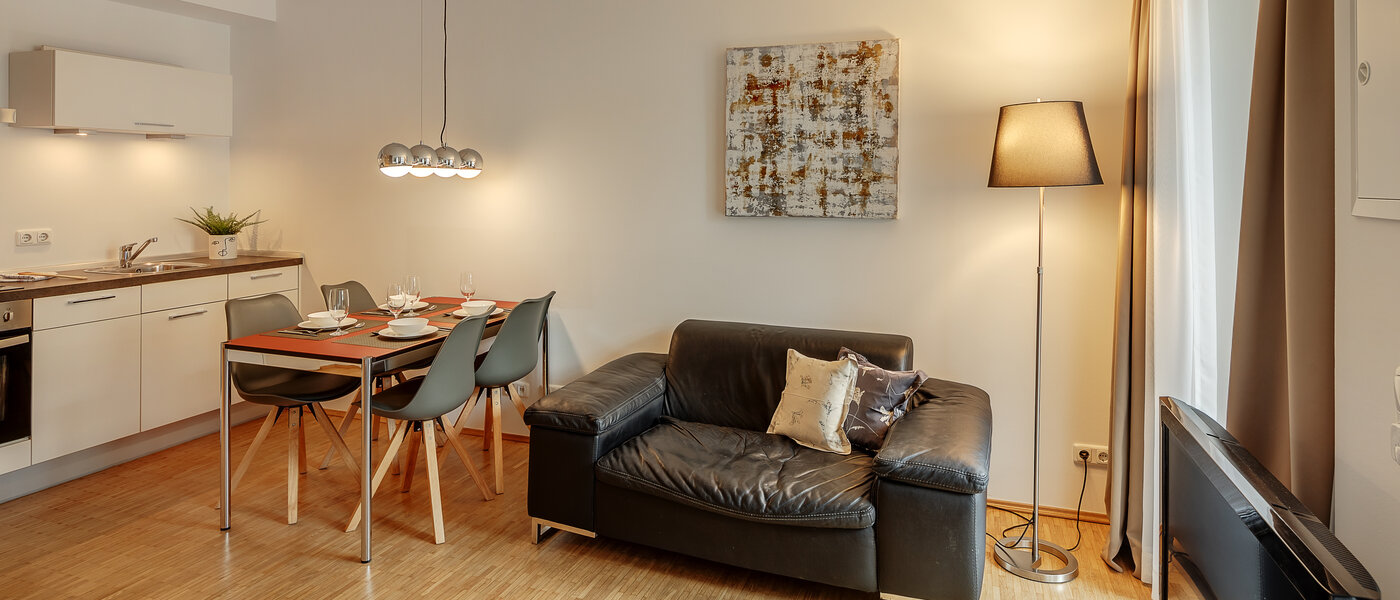 apartment München Großhadern 02 living area 5981