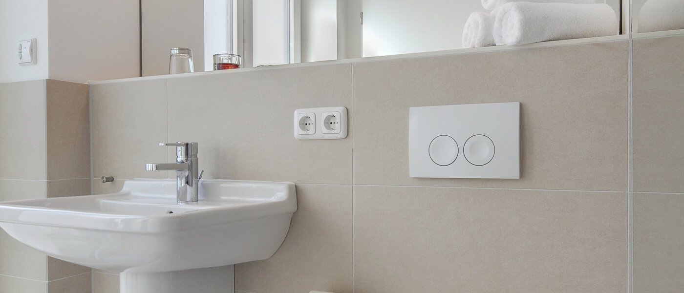 apartment München Großhadern 01 bathroom 5999