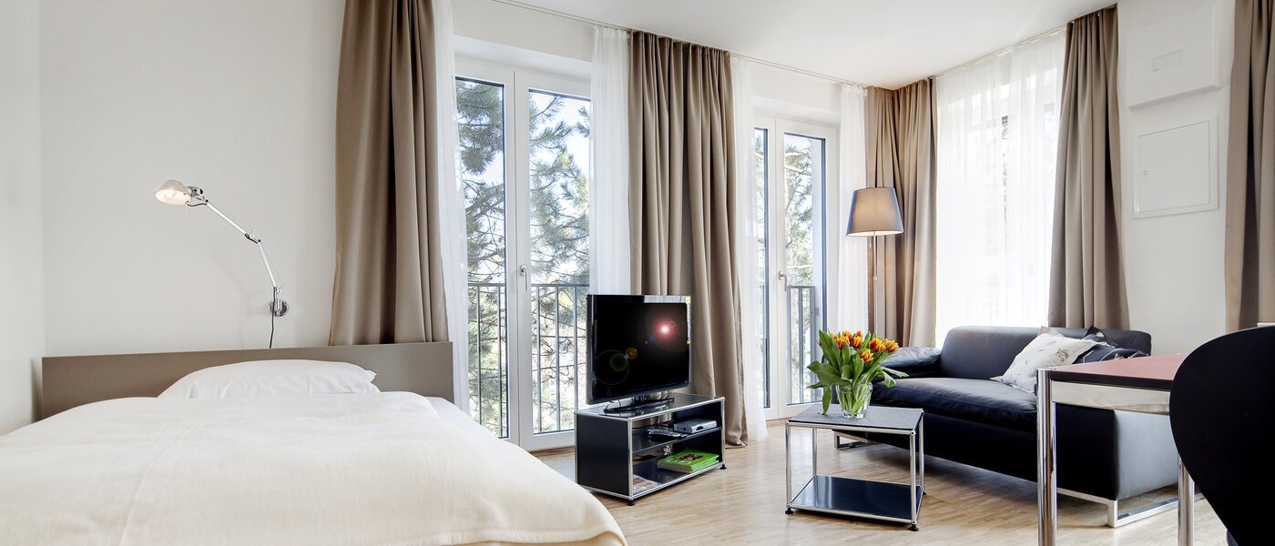 apartment München Großhadern 02 living area 5999