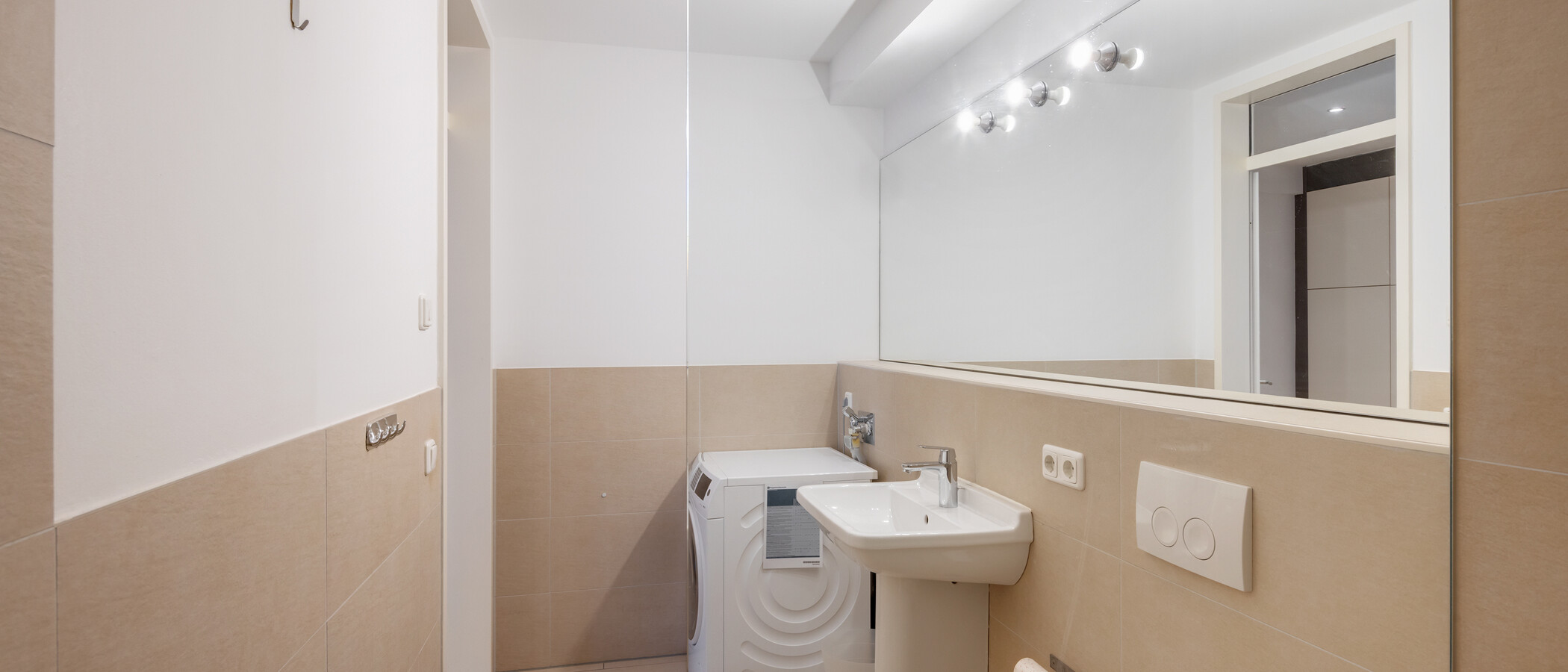 apartment München Großhadern 02 bathroom 6004