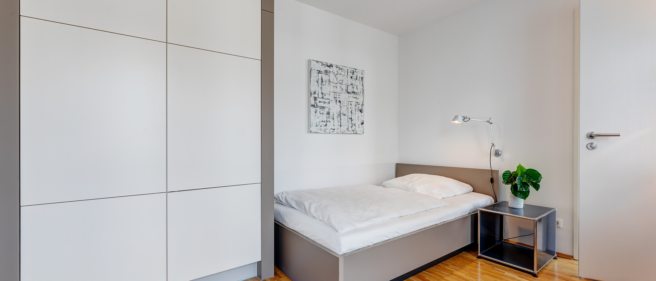 studio München Großhadern 01 sleeping area 6006
