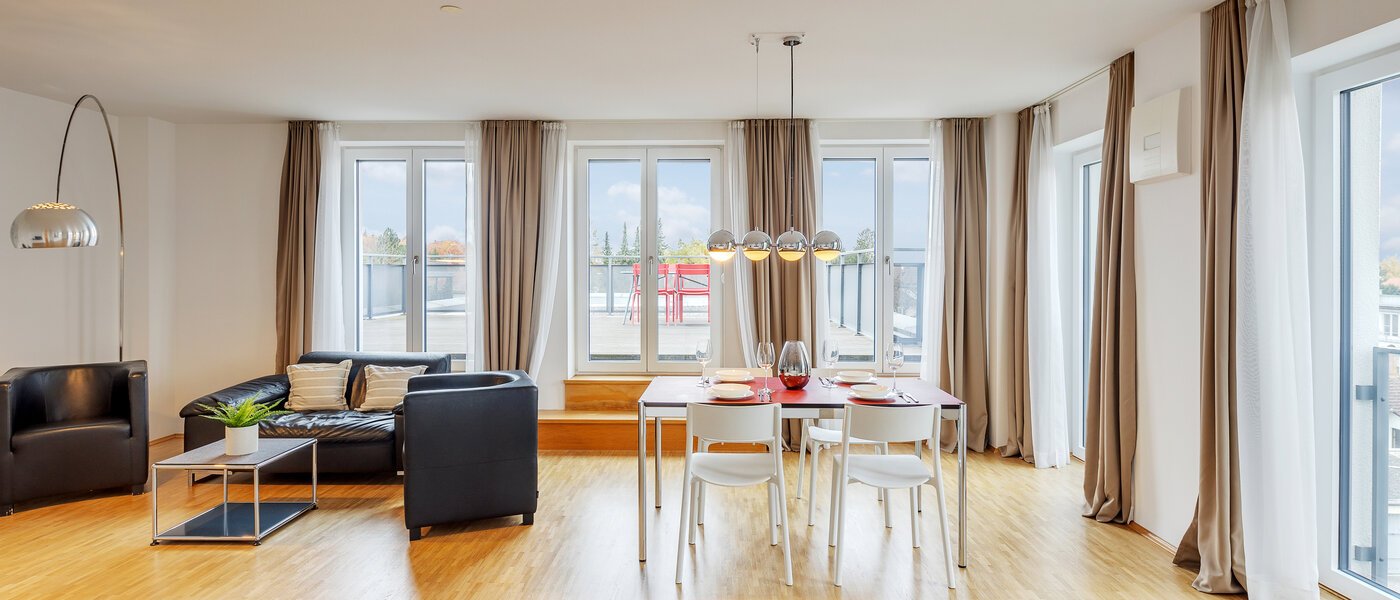 apartment München Großhadern 04 living area 6011