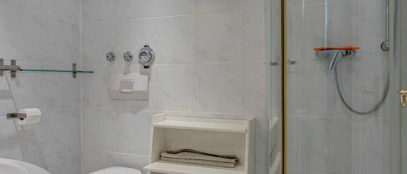 apartment München Maxvorstadt - Universitätsviertel 04 bathroom 6047