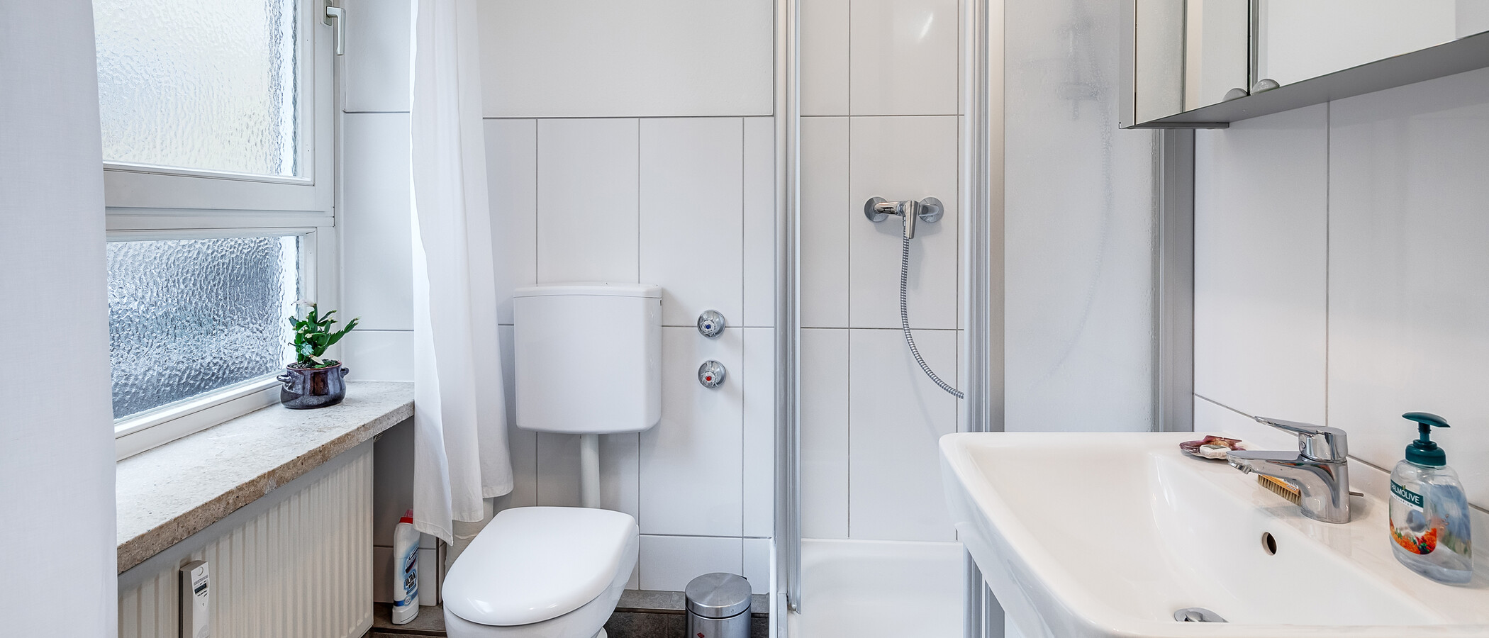 apartment München Schwabing-West (rund um den Hohenzollernplatz) 02 bathroom 6071