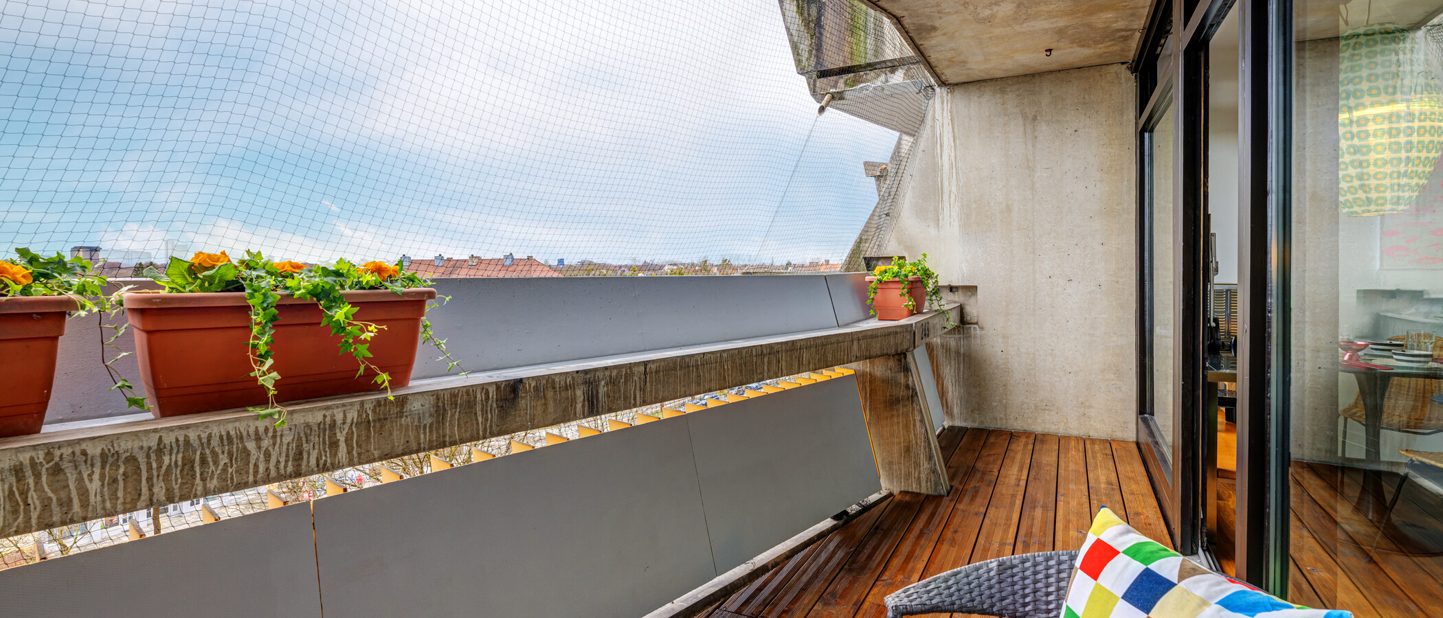 apartment München Schwabing-Nord (zw. Leopoldstraße & Englischen Garten) 02 balcony 610