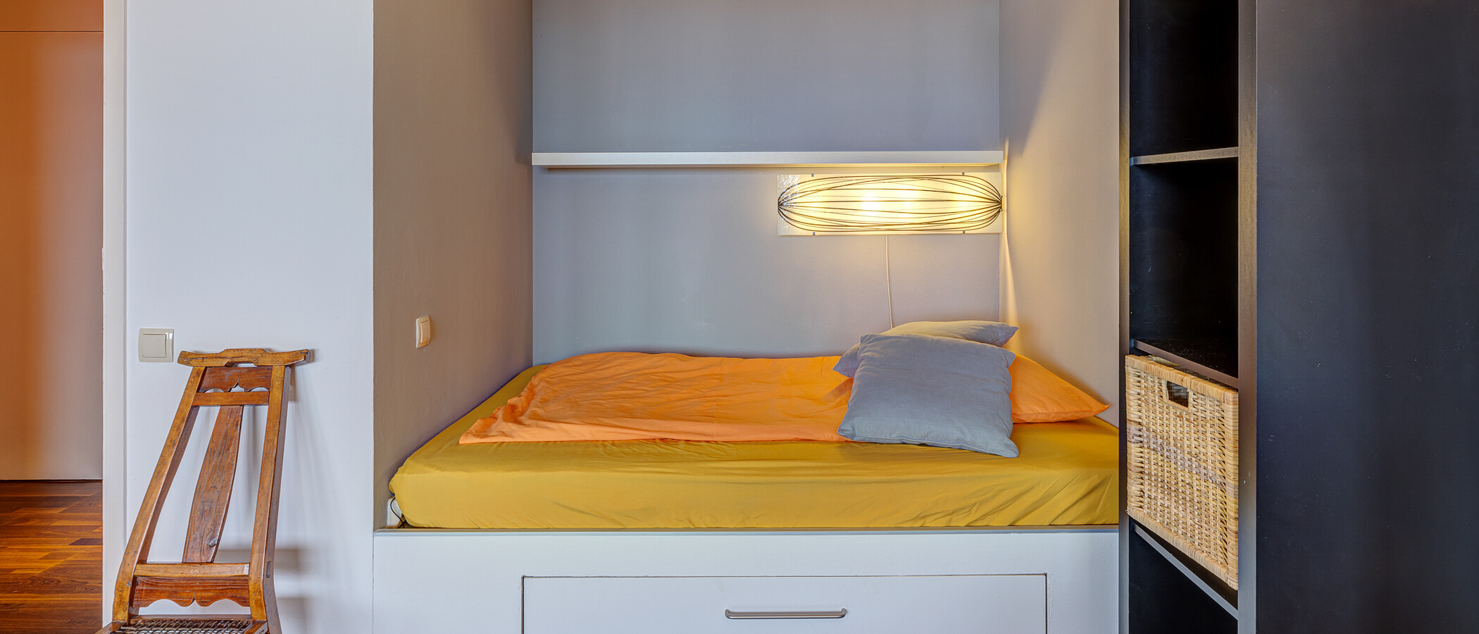 apartment München Schwabing-Nord (zw. Leopoldstraße & Englischen Garten) 01 sleeping area 610