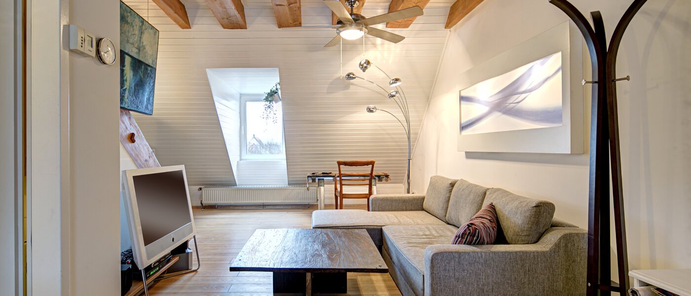 maisonette München Neuhausen 05 living room 6179