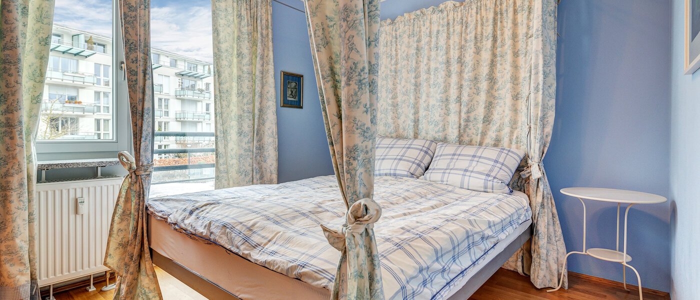 apartment München Bogenhausen 01 sleeping area 6185