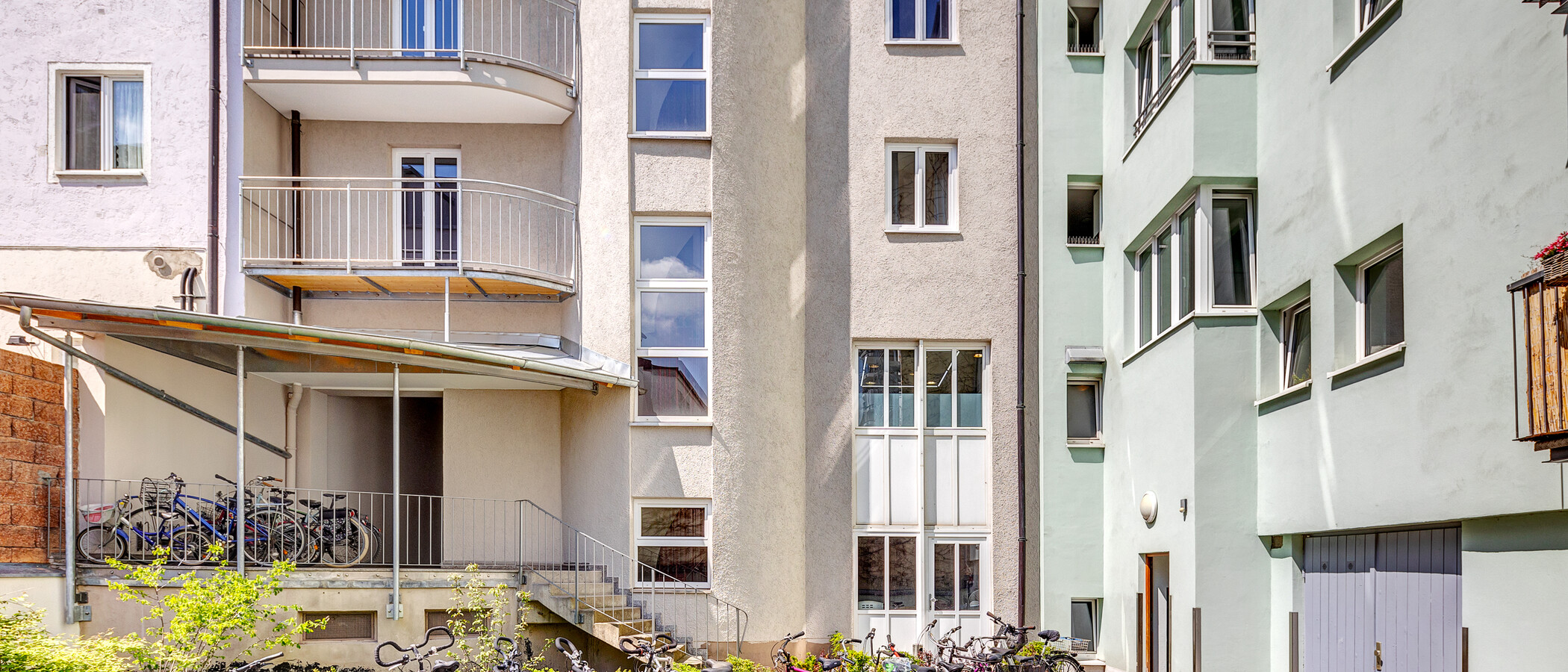 apartment München Maxvorstadt - Westen 01 inner courtyard  6196