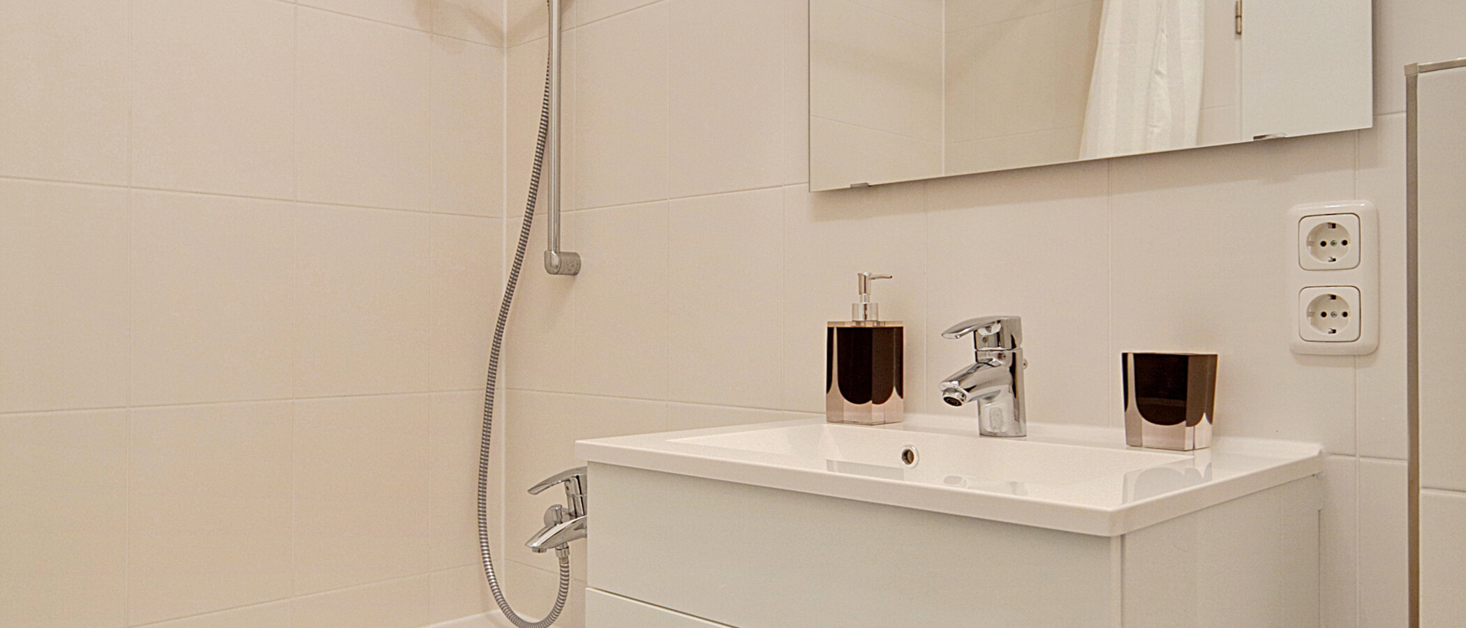 apartment München Schwabing - Alte Heide 03 bathroom 6261