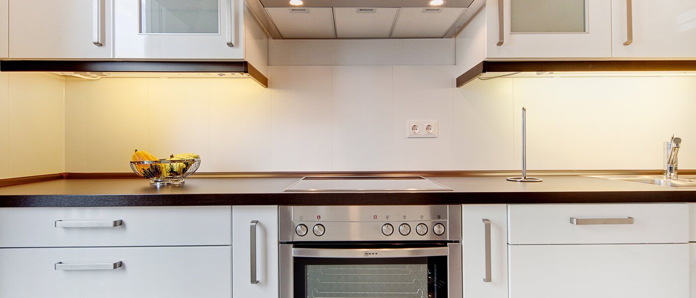 apartment München Schwabing-Nord (zw. Belgrad- & Leopoldstraße) 02 kitchen 6335