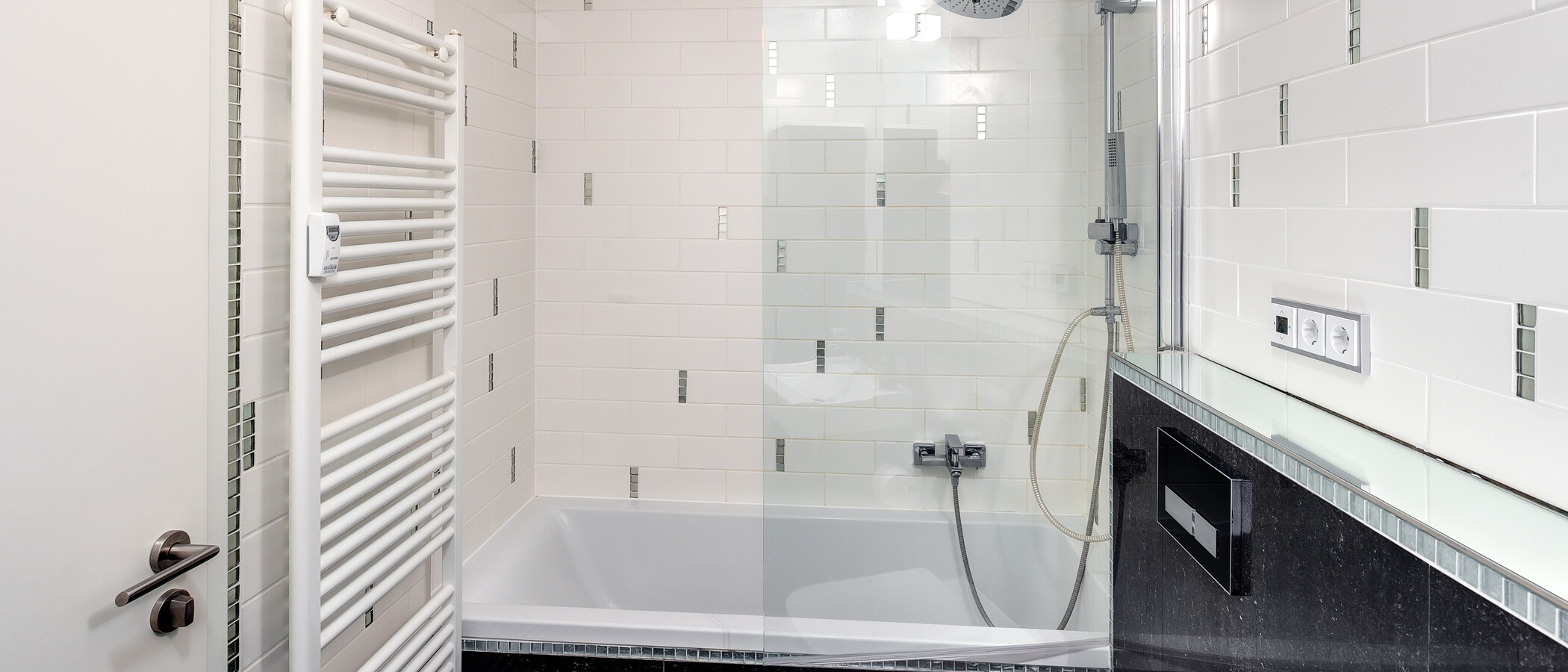 apartment München Glockenbachviertel 02 bathroom 6366