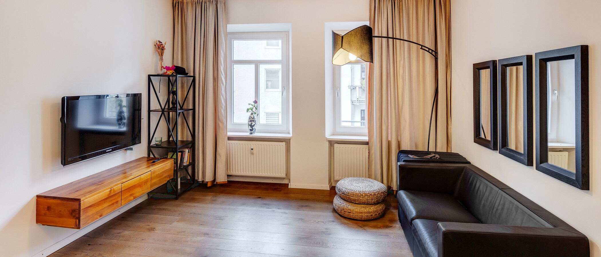 apartment München Glockenbachviertel 01 living area 6366