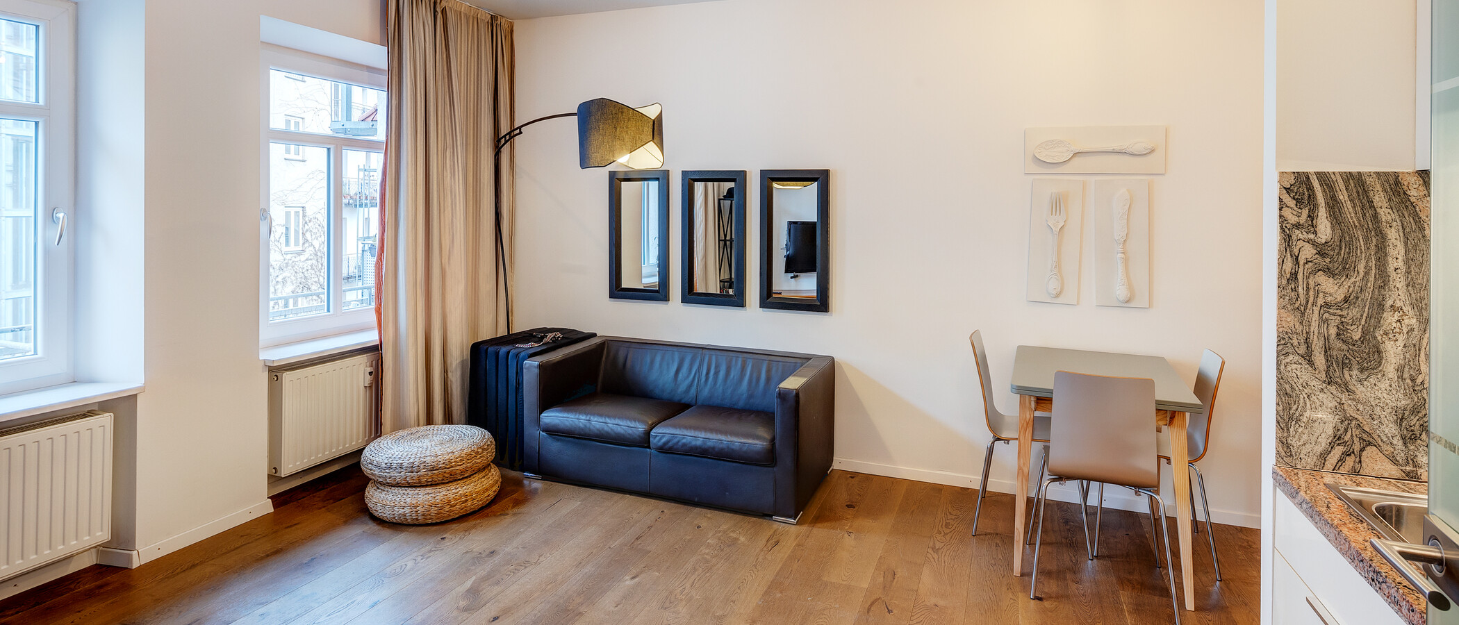 apartment München Glockenbachviertel 02 living area 6366