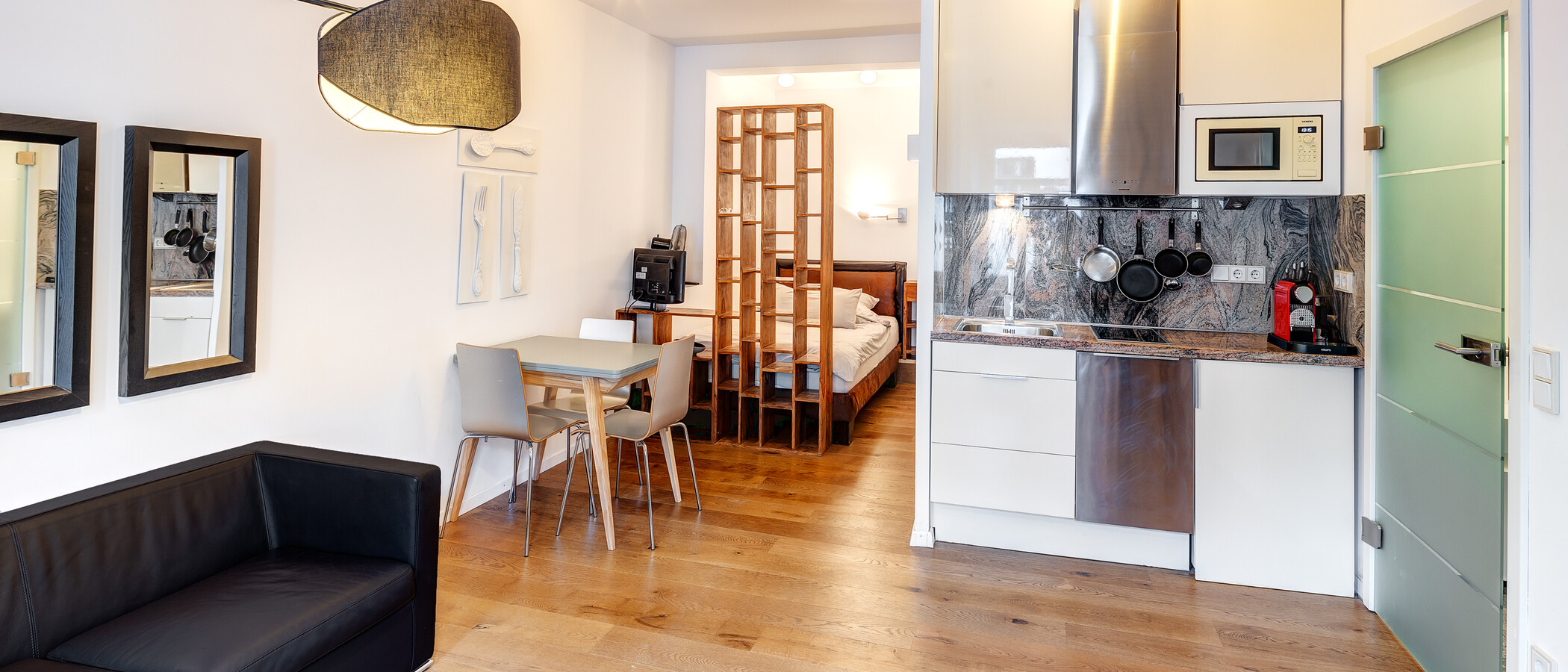 apartment München Glockenbachviertel 03 living area 6366