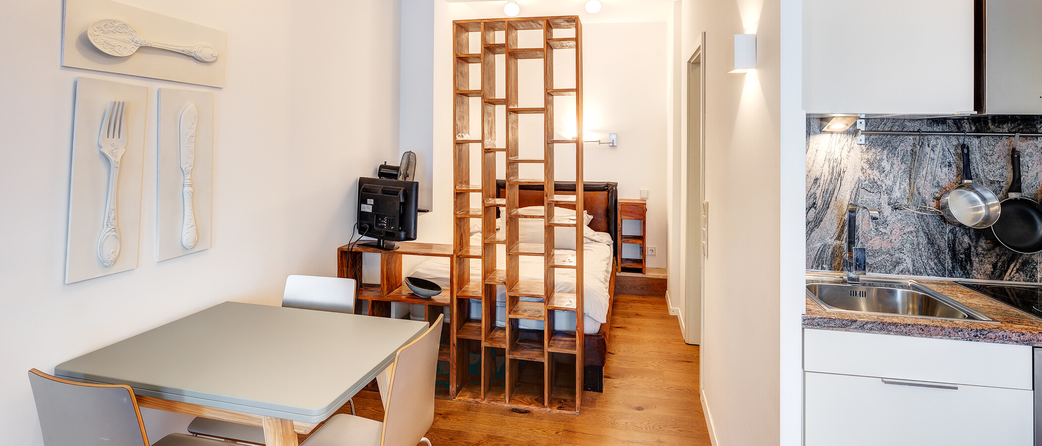 apartment München Glockenbachviertel 04 living area 6366