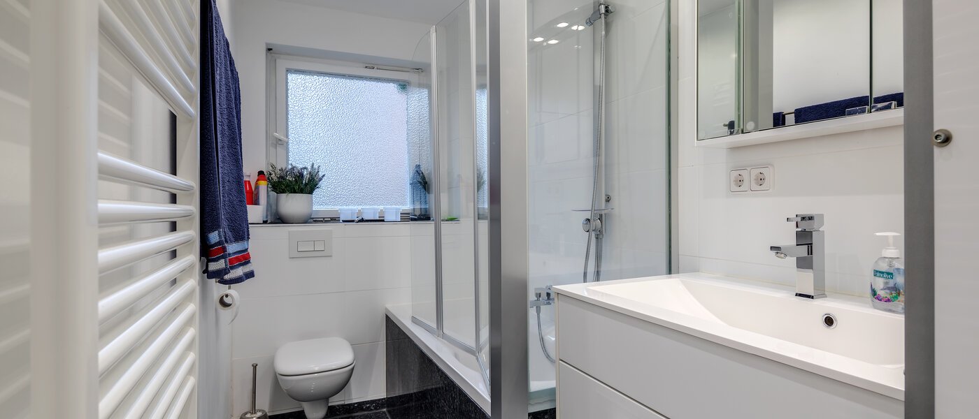 apartment München Maxvorstadt - Universitätsviertel 01 bathroom 6407