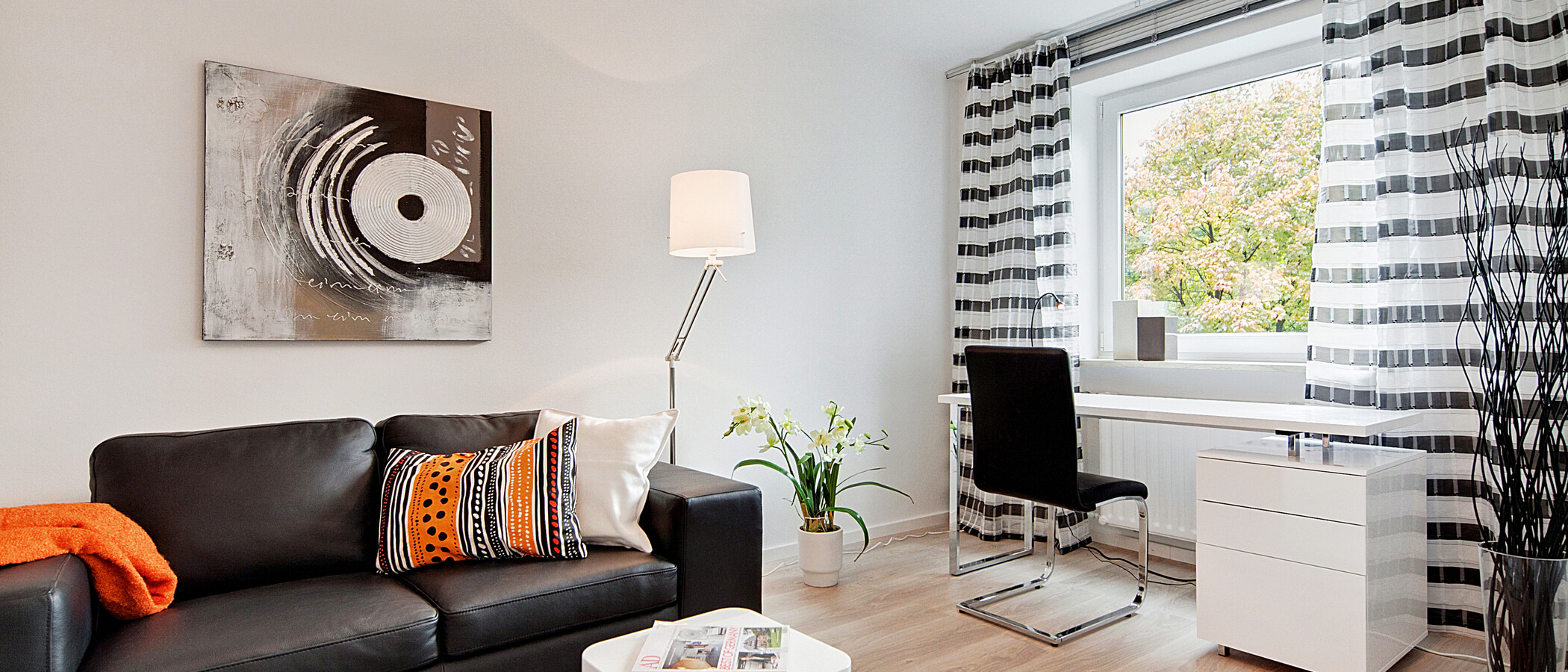 apartment München Milbertshofen 01 living room 6414