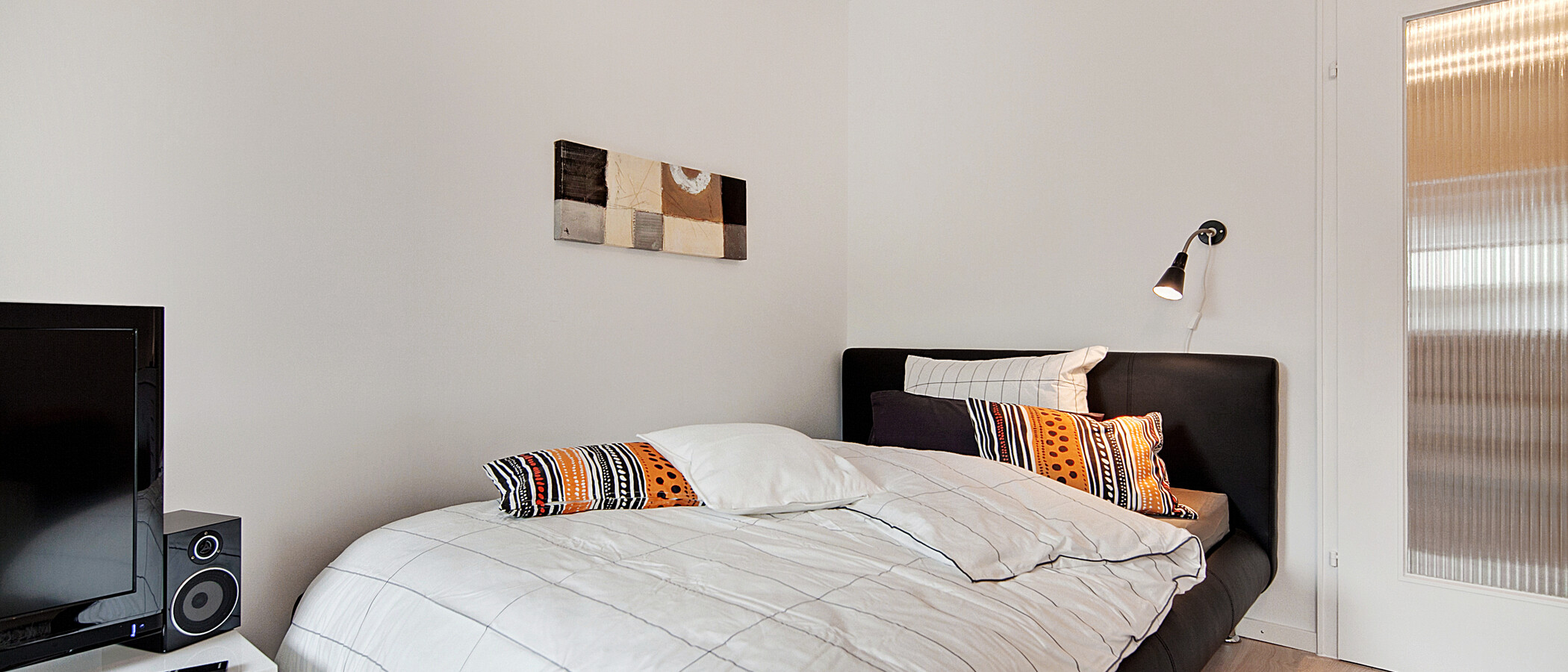 apartment München Milbertshofen 01 sleeping area 6414
