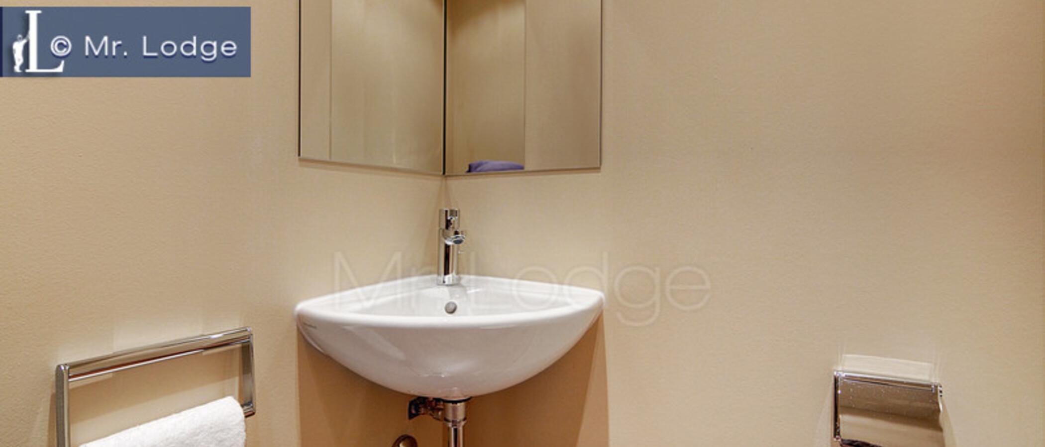 apartment München Altstadt 03 separate toilet 6423