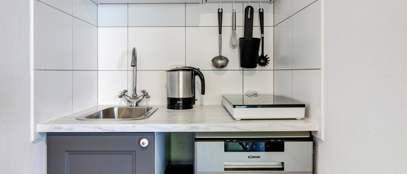 apartment München Neuhausen 01 kitchen 6444