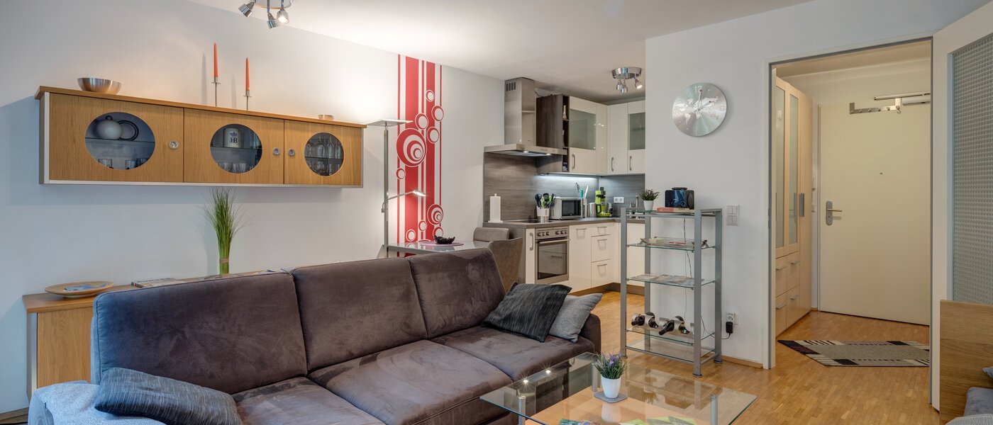 apartment München Haidhausen 02 living area 6448