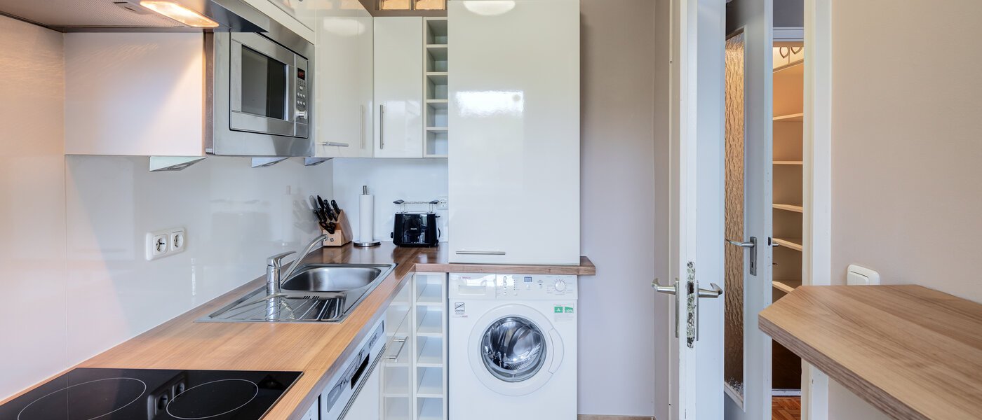 apartment Planegg 03 kitchen 6451