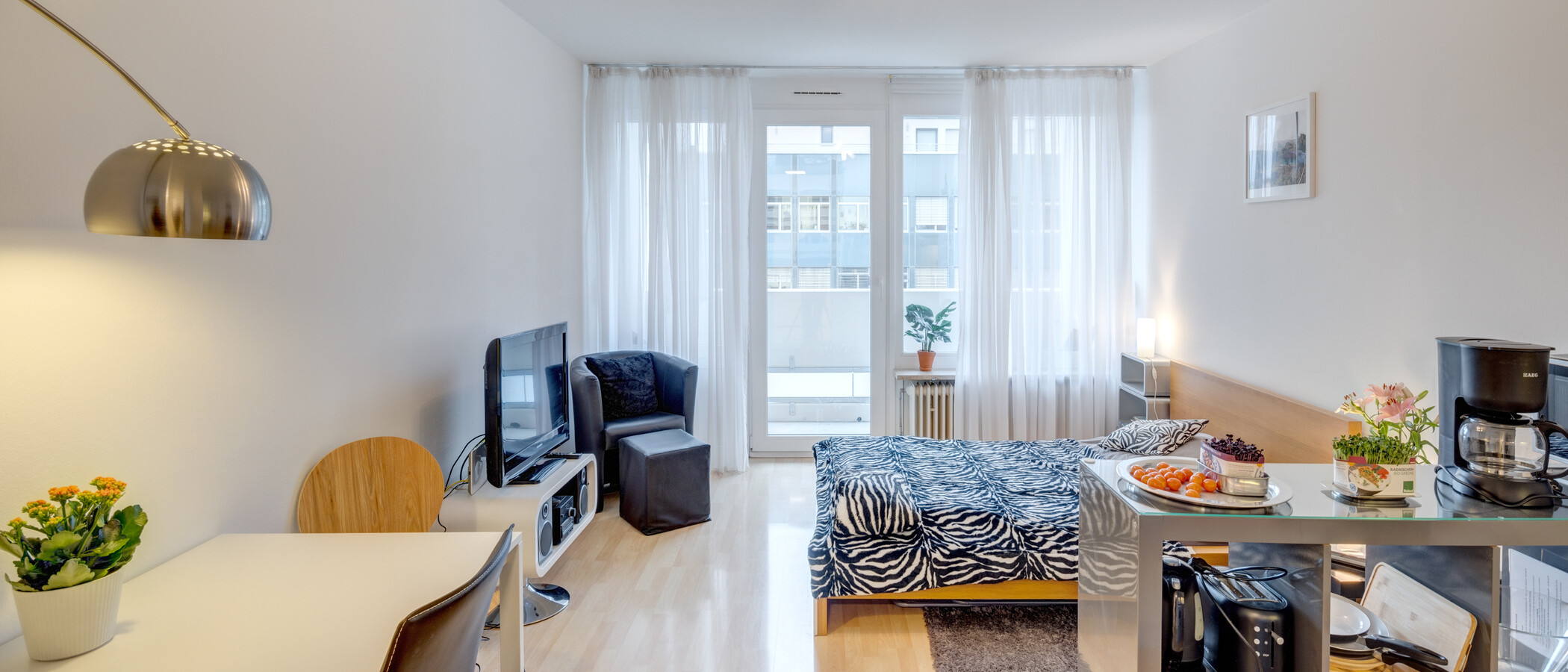 apartment München Schwabing-West 01 living area 6455