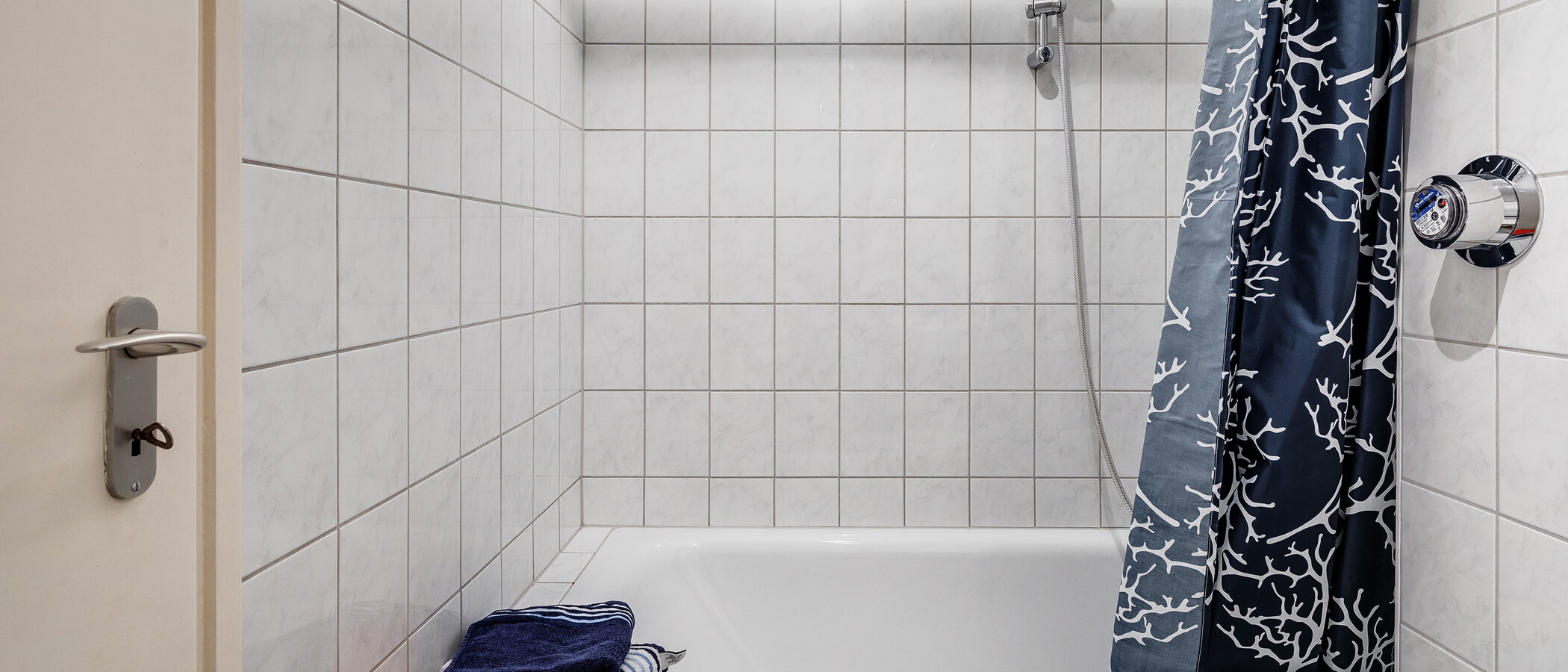 apartment München Haidhausen 02 bathroom 6468
