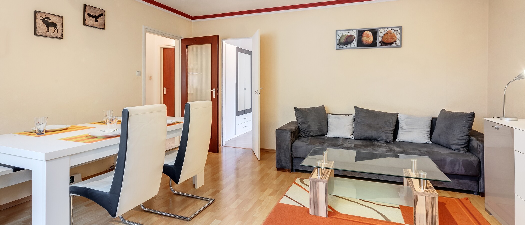 apartment München Haidhausen 04 living area 6468