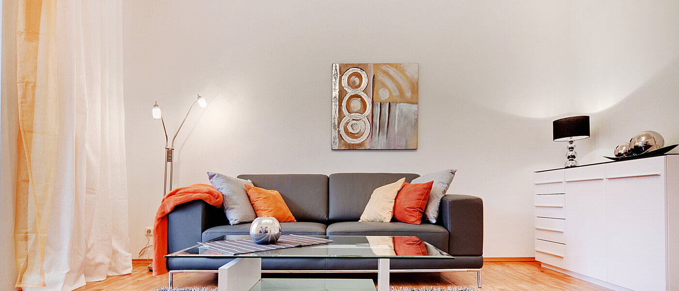 apartment München Schwabing (links der Leopoldstraße) 04 living room 6480