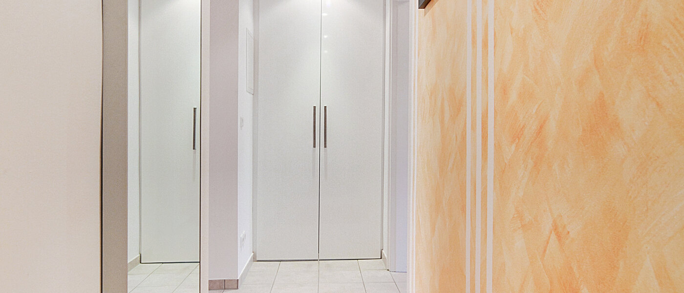 apartment München Schwabing (links der Leopoldstraße) 01 hall 6480