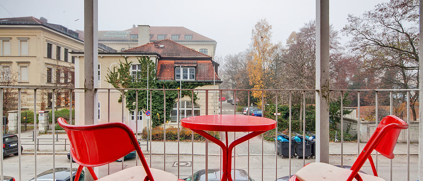 apartment München Schwabing (links der Leopoldstraße) 01 balcony 6480