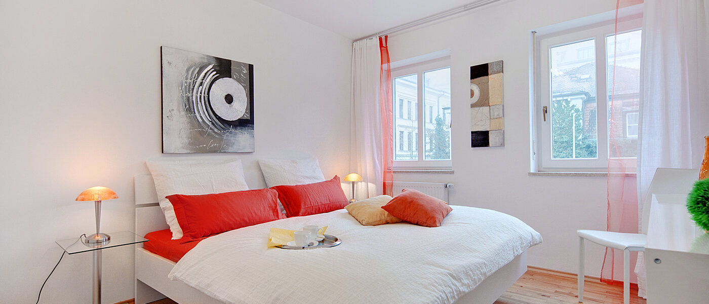 apartment München Schwabing (links der Leopoldstraße) 01 sleeping area 6480