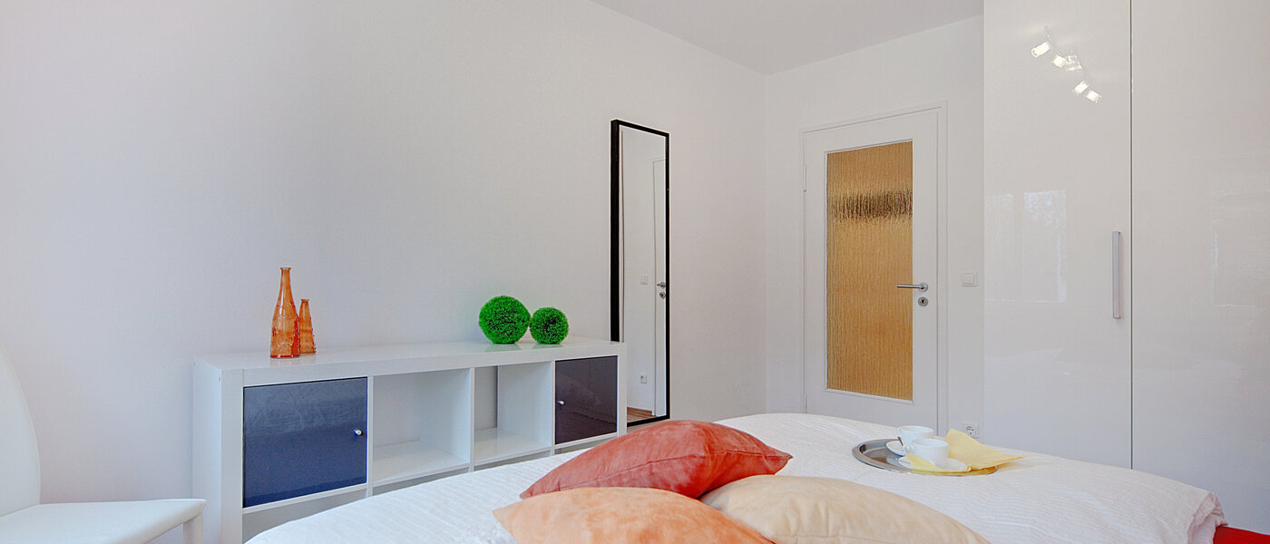 apartment München Schwabing (links der Leopoldstraße) 03 sleeping area 6480