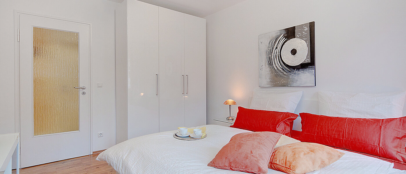 apartment München Schwabing (links der Leopoldstraße) 04 sleeping area 6480