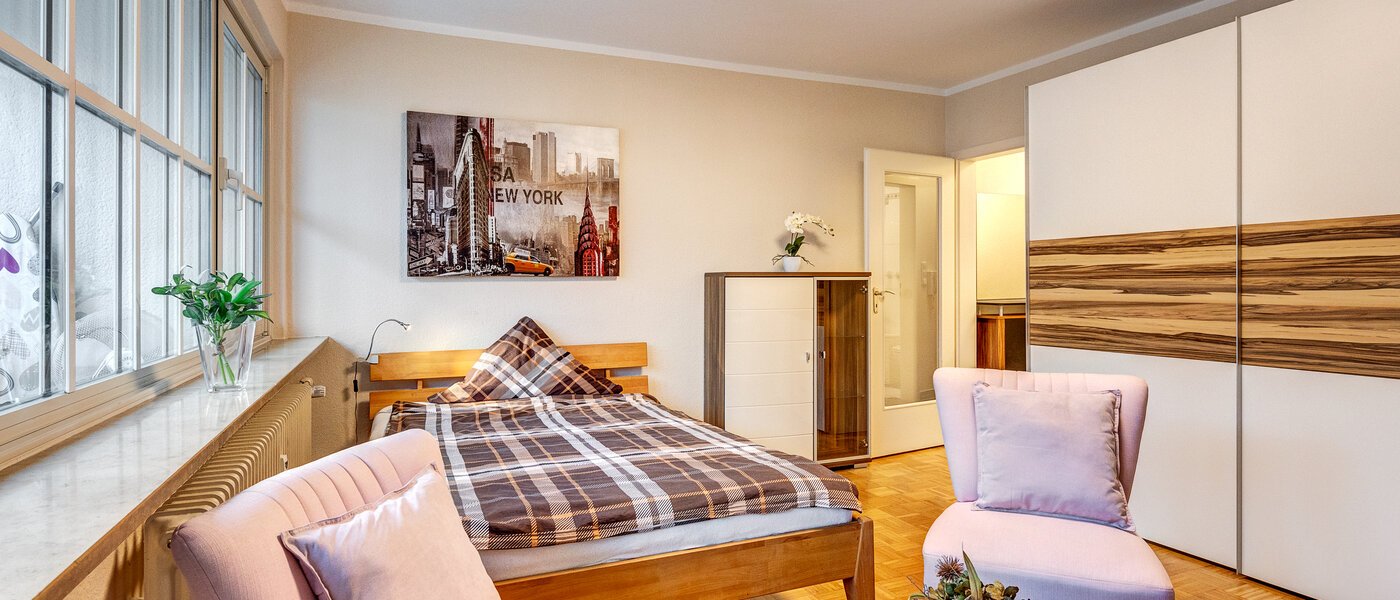 apartment München Schwabing (links der Leopoldstraße) 02 living area 6491