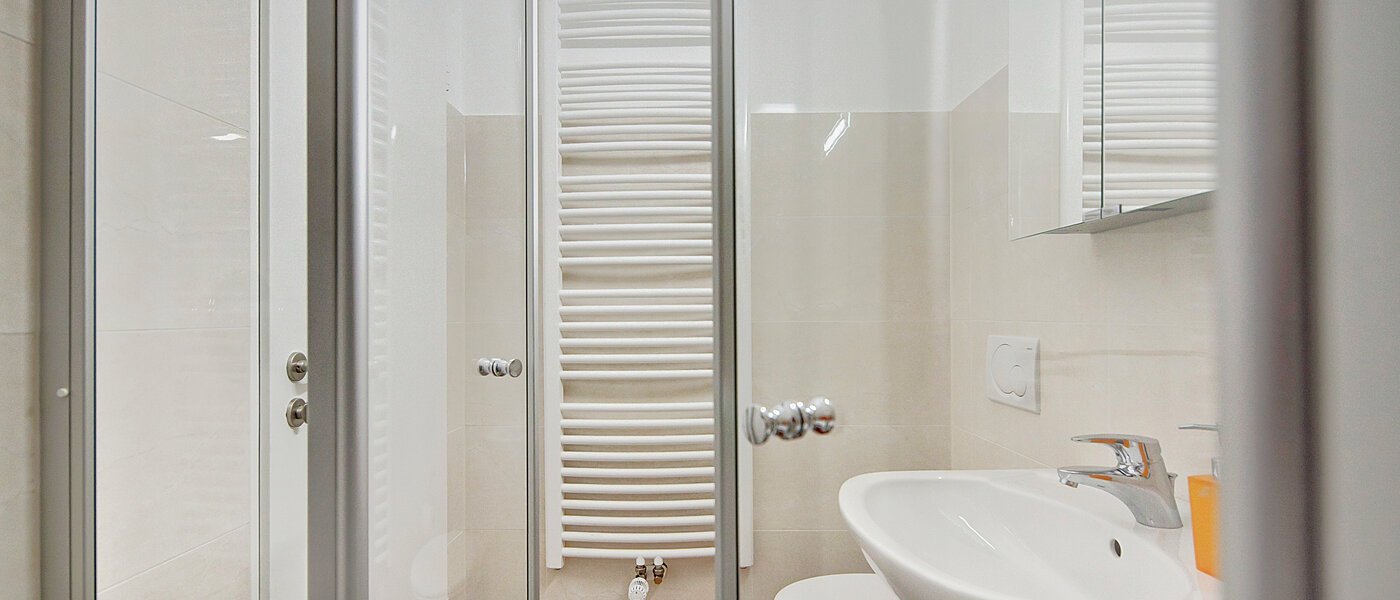 apartment München Haidhausen 04 bathroom 6531